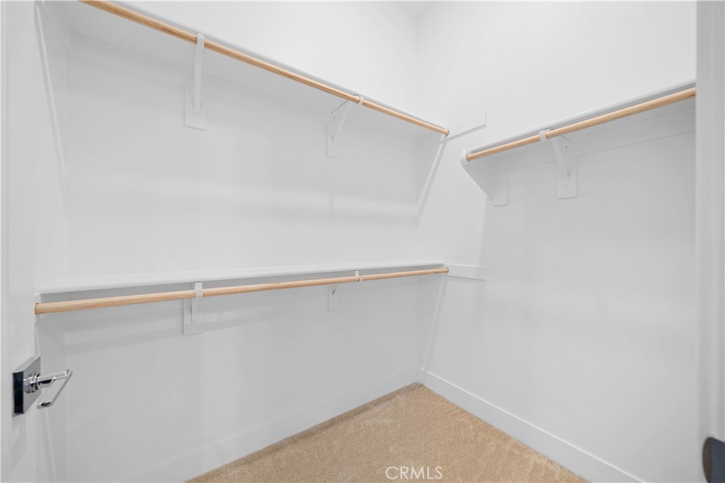 https://media.crmls.org/medias/86272c4a-7189-4146-b6a7-cccea2888d0b.jpg?preset=X-Large