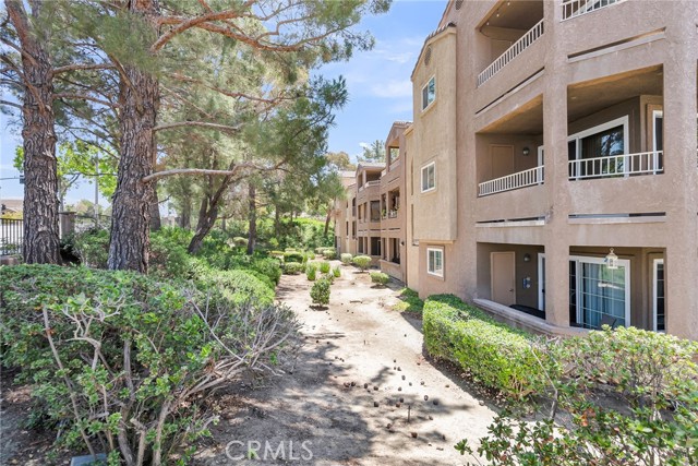 Image 17 of 38 For 2275 Del Mar Way 307