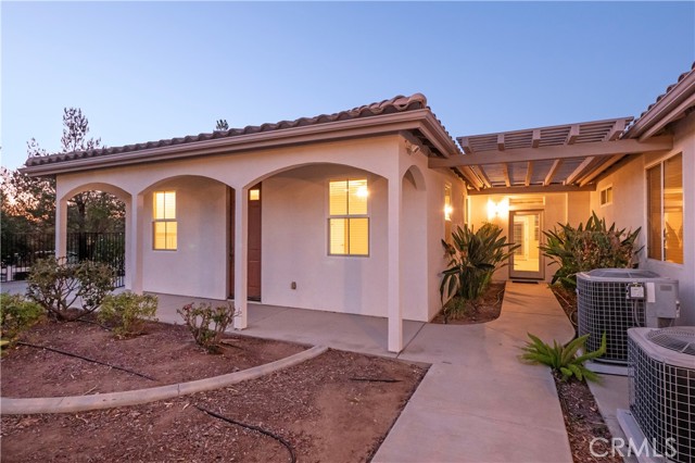 Detail Gallery Image 16 of 72 For 17842 Wildwood Creek Rd, Riverside,  CA 92504 - 6 Beds | 3/1 Baths