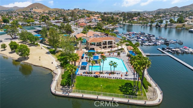 Detail Gallery Image 38 of 42 For 22244 Treasure Island Dr #5,  Canyon Lake,  CA 92587 - 2 Beds | 2 Baths