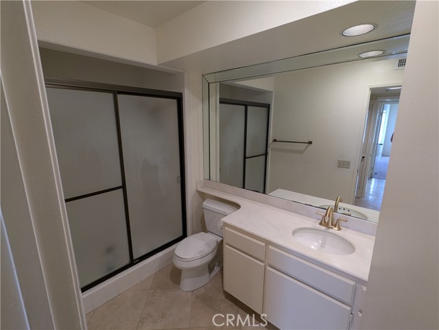 Detail Gallery Image 36 of 55 For 270 Cagney Ln #308,  Newport Beach,  CA 92663 - 2 Beds | 2 Baths