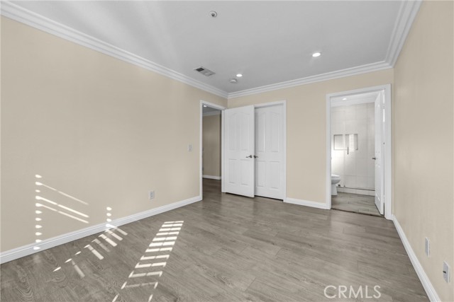 5540 Sutana Avenue photo 25
