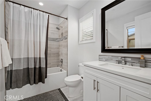 Detail Gallery Image 33 of 65 For 49 Cadencia, Rancho Mission Viejo,  CA 92694 - 5 Beds | 5/1 Baths