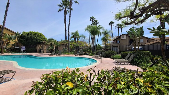 Detail Gallery Image 5 of 30 For 18 Lighthouse, Aliso Viejo,  CA 92656 - 3 Beds | 2/1 Baths