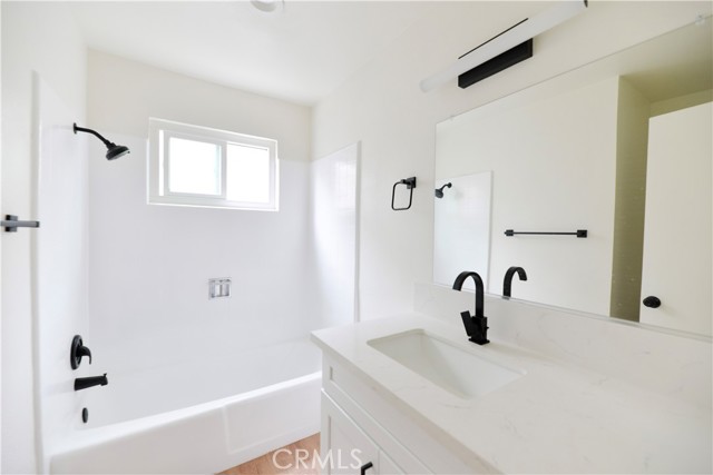 241 Avenida Pelayo, San Clemente CA: https://media.crmls.org/medias/862b10a2-20c4-405f-a74f-61374f0b733f.jpg