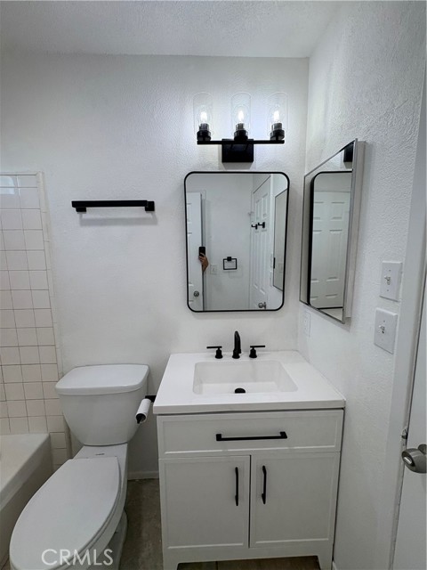 3727 W Avenue K11, Lancaster CA: https://media.crmls.org/medias/862c11b1-69d2-4b03-963b-48626627242c.jpg