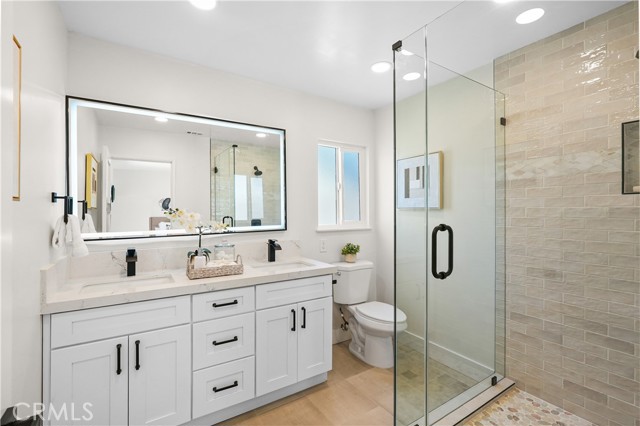 5021 Dovewood Drive, Huntington Beach CA: https://media.crmls.org/medias/862c358f-13f5-4a22-a391-acef9c6cfa3a.jpg