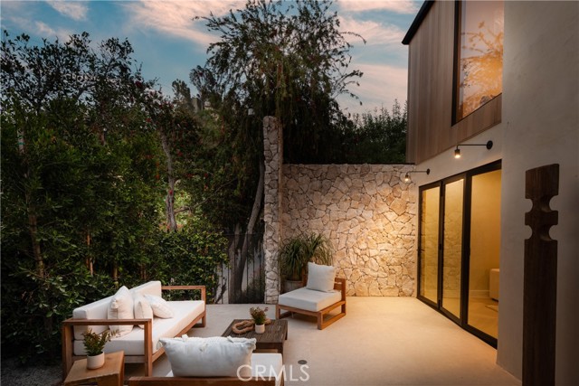 Detail Gallery Image 34 of 34 For 3977 Oeste Ave, Studio City,  CA 91604 - 3 Beds | 2/1 Baths