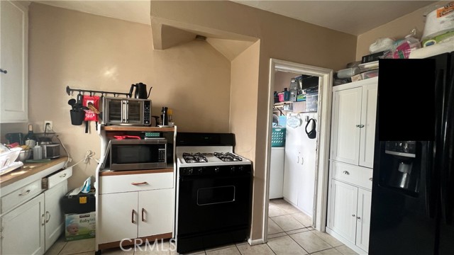 Detail Gallery Image 5 of 15 For 1313 S Woods Ave, East Los Angeles,  CA 90022 - 4 Beds | 2 Baths