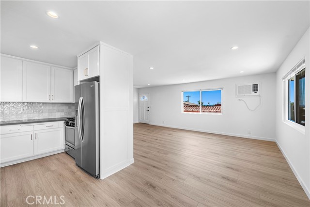 Detail Gallery Image 11 of 17 For 223 Avenida Victoria #C,  San Clemente,  CA 92672 - 2 Beds | 2 Baths