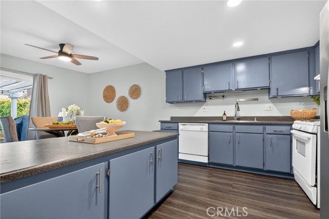 Detail Gallery Image 11 of 28 For 27026 Rio Pecos, Valencia,  CA 91354 - 3 Beds | 2 Baths