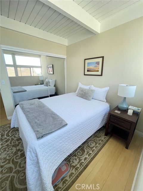 132 8th Street, Manhattan Beach, California 90266, 3 Bedrooms Bedrooms, ,3 BathroomsBathrooms,Residential,Sold,8th,SB23120971