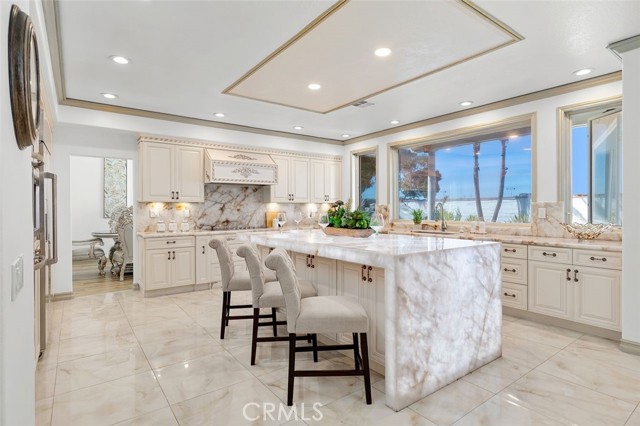 21221 Hillsdale, Huntington Beach CA: https://media.crmls.org/medias/86320f11-6076-400a-a3ad-01d115d623b4.jpg