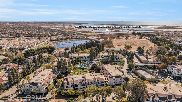5101 Tortuga Drive, Huntington Beach CA: https://media.crmls.org/medias/86330d6f-701a-48b1-ac2d-f5dd0682c0bd.jpg