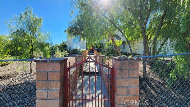 Detail Gallery Image 8 of 68 For 23729 Citrus Ave, Perris,  CA 92570 - 4 Beds | 3 Baths