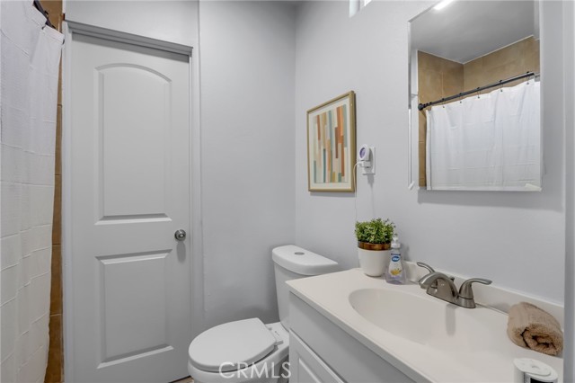 1612 West 71st Street photo 37