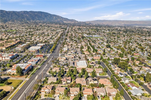 Image 59 of 60 For 2163 Summerset