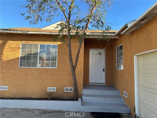 13150 Vaughn Street photo 2