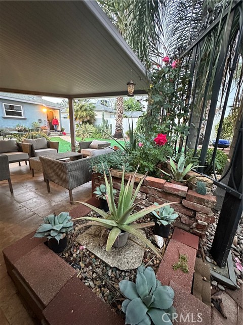 Detail Gallery Image 7 of 54 For 6981 Osbun Rd, San Bernardino,  CA 92404 - 5 Beds | 2 Baths