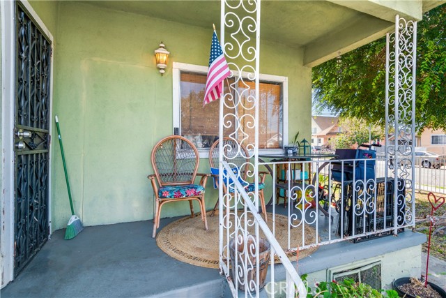 Detail Gallery Image 2 of 10 For 2202 Gates St, Lincoln Heights,  CA 90031 - 1 Beds | 1 Baths