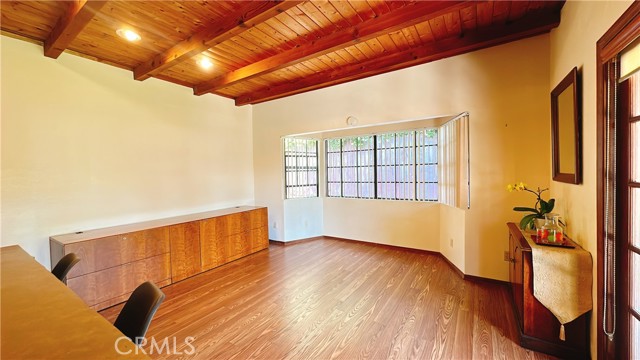 2051 Fair Oaks Avenue, South Pasadena CA: https://media.crmls.org/medias/86367f4c-b6e3-4d83-b949-a67cd1cf2c6c.jpg