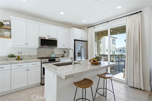 Detail Gallery Image 16 of 45 For 18315 Iris Ln, Yorba Linda,  CA 92886 - 2 Beds | 2/1 Baths