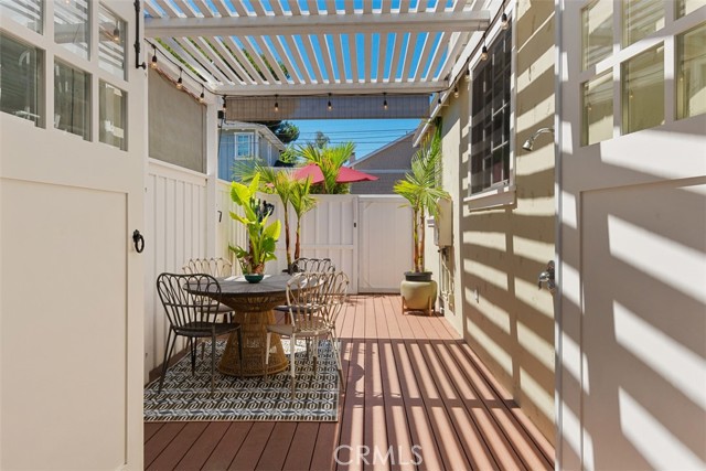 Detail Gallery Image 17 of 23 For 533 Lombardy Lane, Laguna Beach,  CA 92651 - 2 Beds | 1 Baths