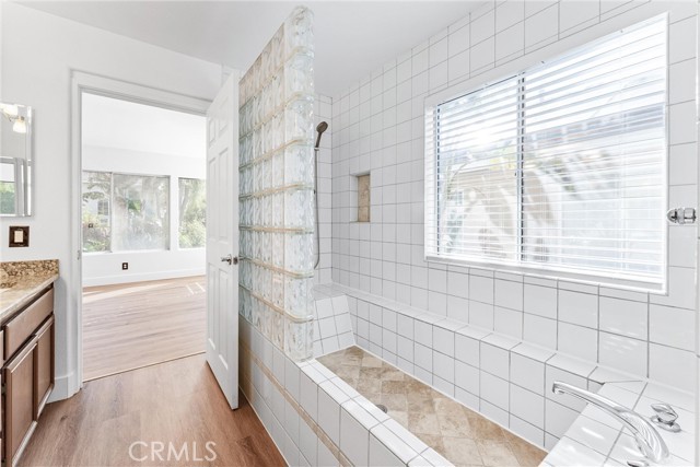 4441 Foxrun Drive, Chino Hills CA: https://media.crmls.org/medias/86369dbe-6347-4a0d-acff-cd233b433d49.jpg