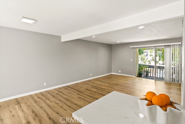 Detail Gallery Image 10 of 34 For 18620 Hatteras Street #223,  Tarzana,  CA 91356 - 3 Beds | 2 Baths