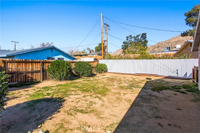 Detail Gallery Image 26 of 35 For 16422 Tolowa, Apple Valley,  CA 92307 - 3 Beds | 2 Baths