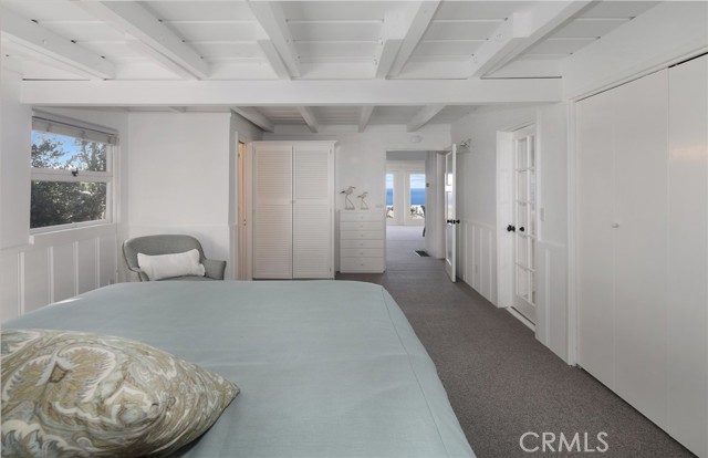 2856 Rounsevel Terrace, Laguna Beach CA: https://media.crmls.org/medias/86377752-ab7b-4f2d-98ce-d96a248dd790.jpg
