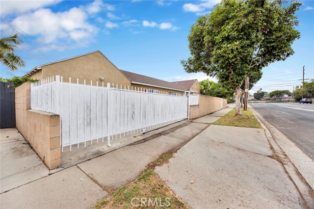 Detail Gallery Image 27 of 28 For 4252 Maury Ave, Long Beach,  CA 90807 - 4 Beds | 2 Baths