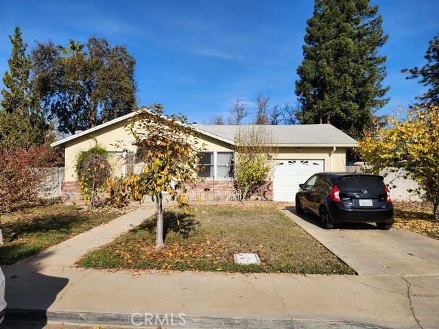 Detail Gallery Image 1 of 1 For 1447 W 25th St, Merced,  CA 95340 - 3 Beds | 1 Baths