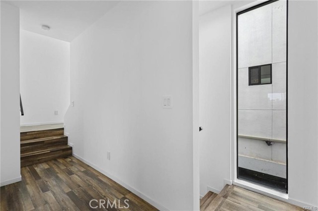 Detail Gallery Image 10 of 23 For 4136 3/4 Normal Ave #3/4,  Los Angeles,  CA 90029 - 2 Beds | 2 Baths