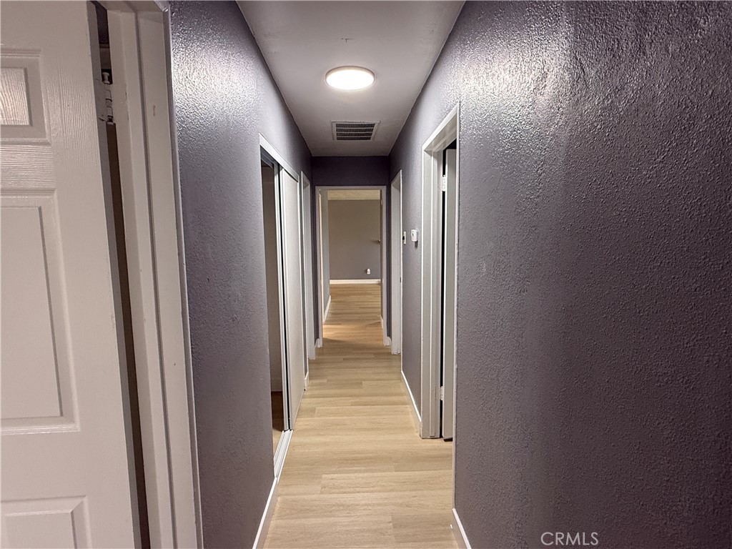 https://media.crmls.org/medias/86392735-e425-4130-b129-75532bb5c7e8.jpg?preset=X-Large