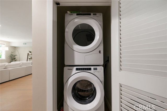 Detail Gallery Image 21 of 36 For 39 S Los Robles #3019,  Pasadena,  CA 91101 - 2 Beds | 2/1 Baths