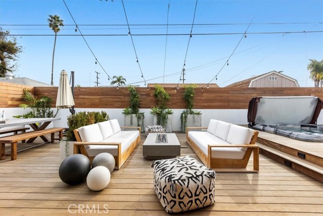 2306 Robinson Street, Redondo Beach, California 90278, 5 Bedrooms Bedrooms, ,4 BathroomsBathrooms,Residential,Sold,Robinson,SB22018047