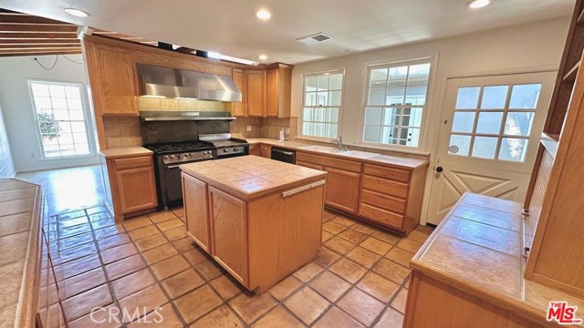 4014 West Chandler Boulevard photo 7
