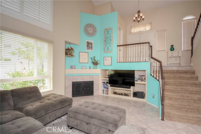 Detail Gallery Image 9 of 52 For 1270 Mancero Cir, Corona,  CA 92879 - 3 Beds | 2/1 Baths