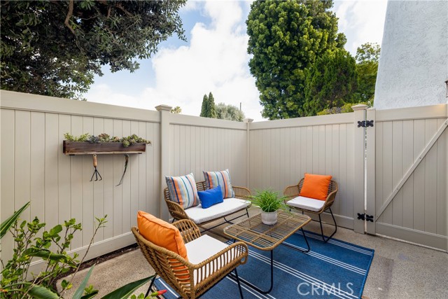 2609 Nelson Avenue, Redondo Beach, California 90278, 2 Bedrooms Bedrooms, ,1 BathroomBathrooms,Residential,Sold,Nelson,SB21204814