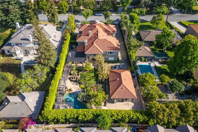 451 W Le Roy Avenue, Arcadia CA: https://media.crmls.org/medias/863b0621-efc2-4a4b-829e-90248846d5c3.jpg
