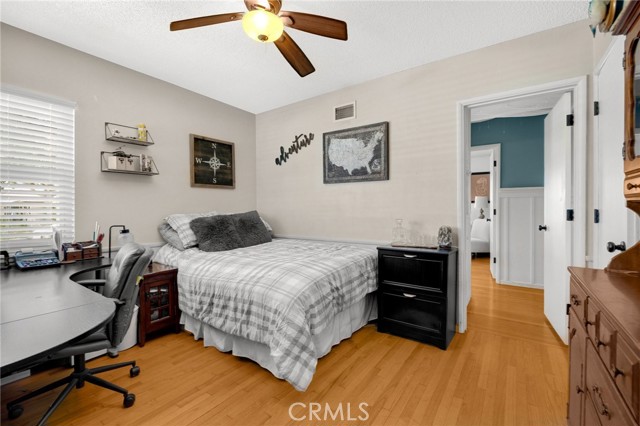 15902 Santa Fe Street, Whittier CA: https://media.crmls.org/medias/863bbddc-92fd-4497-8a6a-f17182489669.jpg