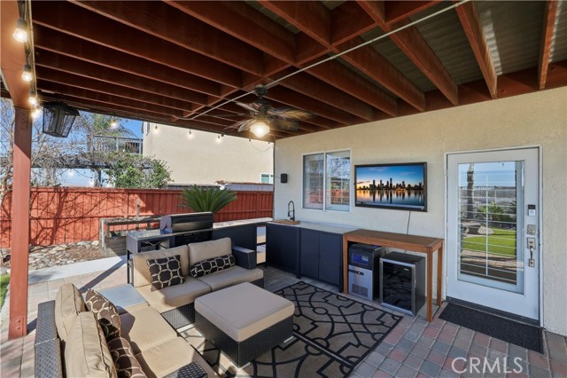 Detail Gallery Image 42 of 67 For 16123 Setting Sun Cir, Riverside,  CA 92503 - 3 Beds | 2/1 Baths