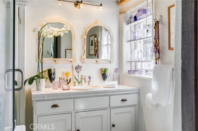 Detail Gallery Image 26 of 34 For 724 Poppy Ave, Corona Del Mar,  CA 92625 - 2 Beds | 1 Baths