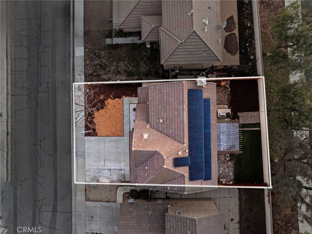 https://media.crmls.org/medias/863d845d-fe58-4b5d-aa50-83a64fae1447.jpg?preset=X-Large