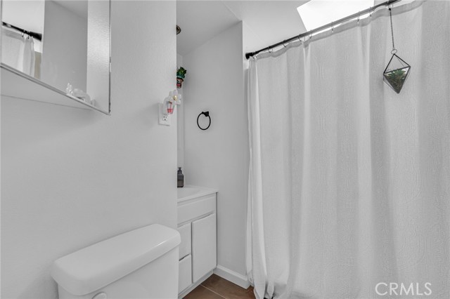 Detail Gallery Image 28 of 30 For 9707 Foothill, Sylmar,  CA 91342 - 4 Beds | 3 Baths