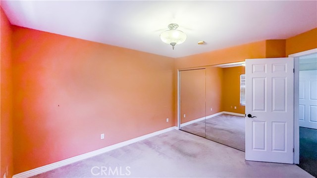 10623 Moorpark photo 28