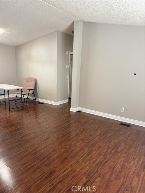 Detail Gallery Image 2 of 10 For 1414 W Central Ave #88,  Brea,  CA 92821 - 3 Beds | 2 Baths