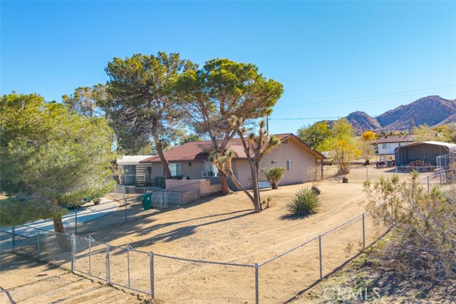 Detail Gallery Image 27 of 36 For 60449 Natoma, Joshua Tree,  CA 92252 - 2 Beds | 2 Baths