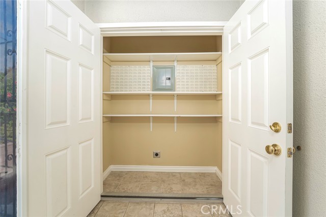 495 Calle Cadiz, Laguna Woods CA: https://media.crmls.org/medias/864055ca-eb02-4fff-bf70-422c2946238d.jpg